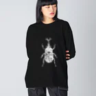 chicodeza by suzuriのホワイトシルエットカブトムシ Big Long Sleeve T-Shirt