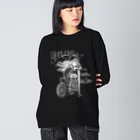 nidan-illustrationの“LIBERATOR” ビッグシルエットロングスリーブTシャツ