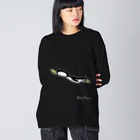 空とぶペンギン舎のFlying penguins Big Long Sleeve T-Shirt