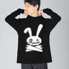 前田創作工房のHEAVY METAL BUNNY（ホワイトプリント） ビッグシルエットロングスリーブTシャツ