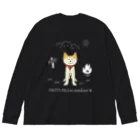 アウトドア大好き秋田犬のアウトドア大好きバンダナ秋田犬(白) ビッグシルエットロングスリーブTシャツ