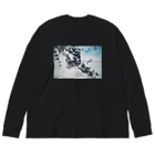 FireFlyのsakura Big Long Sleeve T-Shirt