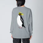 LalaHangeulの風に吹かれるイワトビペンギンさん(文字無しバージョン) バックプリント Big Long Sleeve T-Shirt