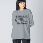 猫と釣り人のコイ_8K Big Long Sleeve T-Shirt