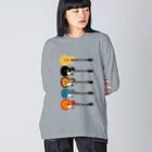 MOCOPOCOのギターがズラリ(色違い) Big Long Sleeve T-Shirt