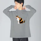 小鳥と映画館のアクビする三毛猫ちゃん Big Long Sleeve T-Shirt