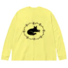 ツバメ堂の花と黒猫 ビッグシルエットロングスリーブTシャツ