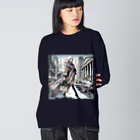 Moichi Designs Shop-2023のニューヨークマダム Big Long Sleeve T-Shirt