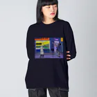 黒メガネのアトリエ(KuromeganesAtlier)の『ポップ･シティ』 ビッグシルエットロングスリーブTシャツ