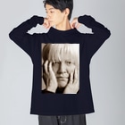 粕谷幸司 as アルビノの日本人のアルビノを着る Big Long Sleeve T-Shirt