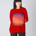 でおきしりぼ子の実験室の夕焼けすぎる雲-縦 Big Long Sleeve T-Shirt