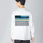 Ritz-studioのレンガとボール　iPhone ロンドン　イギリス　風景写真 Big Long Sleeve T-Shirt