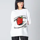 Kaedeのstrawberry ビッグシルエットロングスリーブTシャツ