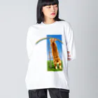 うさぎのうみちゃんねるショップの虹とうさぎ-うさぎのうみ Big Long Sleeve T-Shirt