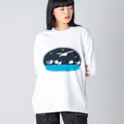 小鳥と映画館の夜のユリカモメ Big Long Sleeve T-Shirt