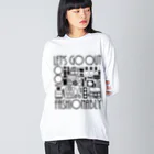 Nhat markのFashionably(Re) Big Long Sleeve T-Shirt