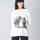 桜音ことこ企画の雪原の少年とオオカミ Big Long Sleeve T-Shirt