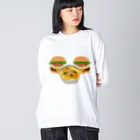 徳原旅行先のお土産屋さんのかつ丼とハンバーガー２個 ビッグシルエットロングスリーブTシャツ