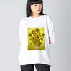 名画館のゴッホ「ひまわり①」　ヴィンセント・ファン・ゴッホの絵画【名画】 Big Long Sleeve T-Shirt