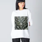 ５６アイテムズの銀龍 Big Long Sleeve T-Shirt