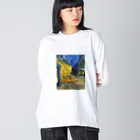 名画館のゴッホ「夜のカフェテラス」　フィンセント・ファン・ゴッホの絵画【名画】 Big Long Sleeve T-Shirt