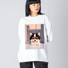 かわいい女の子とシュールな絵の子猫なしばちゃん Big Long Sleeve T-Shirt