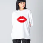 QUQU_WORKSのキスマーク kiss 唇デザイン レッド ビッグシルエットロングスリーブTシャツ