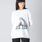 姫とすずり。のテーブルが高くて食べれないハムスターと背が高すぎるキリン Big Long Sleeve T-Shirt