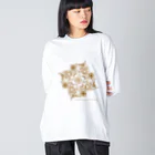 ファンシーTシャツ屋のゴールドフラワー Big Long Sleeve T-Shirt