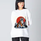 momonekokoの風格漂う王者の虎 Big Long Sleeve T-Shirt