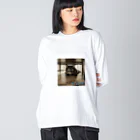 ふざけT専門店の隠れるは正義にゃんこ９ Big Long Sleeve T-Shirt