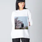 puakeli 合同会社の枝垂れ桜と五重塔 Big Long Sleeve T-Shirt