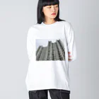 apartment_megの高層アパートメント Big Long Sleeve T-Shirt