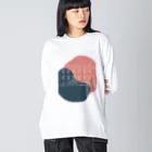 SANKAKU DESIGN STOREの事件の匂いがするペンション。 ビッグシルエットロングスリーブTシャツ