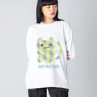 NYACHA&BOOCHAのさんかくガラガラにゃーちゃ、 ビッグシルエットロングスリーブTシャツ