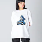 サメ わりとおもいの古めのくるまに乗るサメ Big Long Sleeve T-Shirt