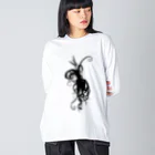 Otowaのカーリースリム Big Long Sleeve T-Shirt