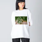 noitokeyoのアジサイとそれを見るための椅子 Big Long Sleeve T-Shirt