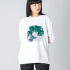 tillit.tokyoの深海のプラムちゃん Big Long Sleeve T-Shirt