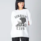 nidan-illustrationの"URBAN LIFE" #1 ビッグシルエットロングスリーブTシャツ