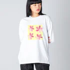 kanamaru14の春の足音🌸🐝🌸 ビッグシルエットロングスリーブTシャツ