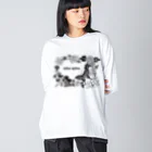 Alba spinaのボタニカル-バタフライ Big Long Sleeve T-Shirt