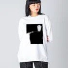 nakamura-の雪洞を持つ女の手 Big Long Sleeve T-Shirt