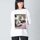 モモさんショップの愛猫モモ Big Long Sleeve T-Shirt