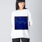 おゆつかりんごの遠くの夜景 ビッグシルエットロングスリーブTシャツ