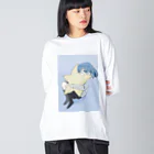 巣箱の女の子と星 ビッグシルエットロングスリーブTシャツ