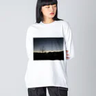 2929gawDesignShop358のEarly winter sunrise ビッグシルエットロングスリーブTシャツ