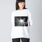 空屋　sorayakusakaの202005141110000　嵐が来る Big Long Sleeve T-Shirt