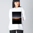 Fデザインの日の出前の景色 Big Long Sleeve T-Shirt