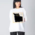 ねむ吉屋のメガネ黒猫 ビッグシルエットロングスリーブTシャツ